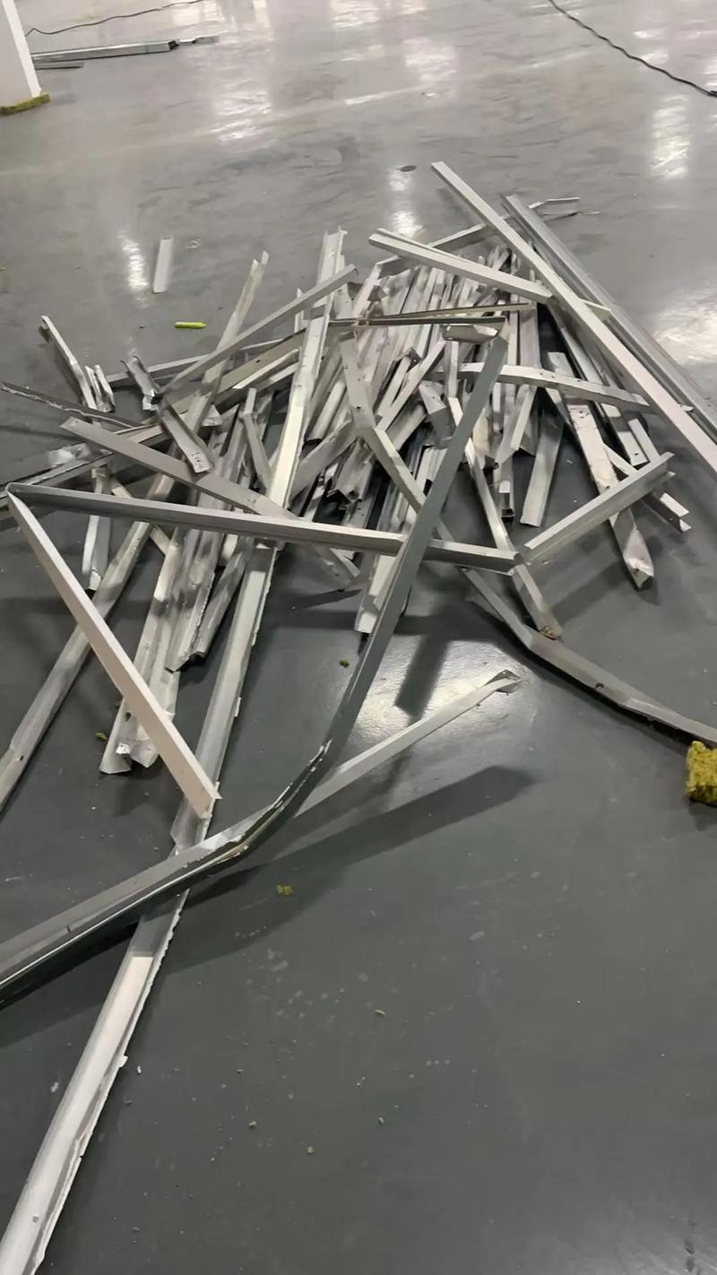 废品回收.#工地废品回收 #工厂废品回收 六点就醒了 那就开